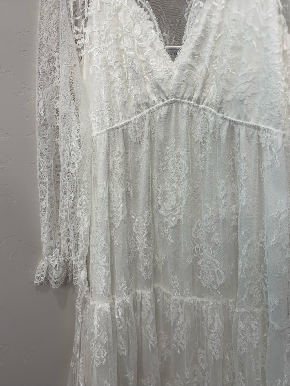 Baltic Born Gloria White Lace Dress - Picture 6 of 10